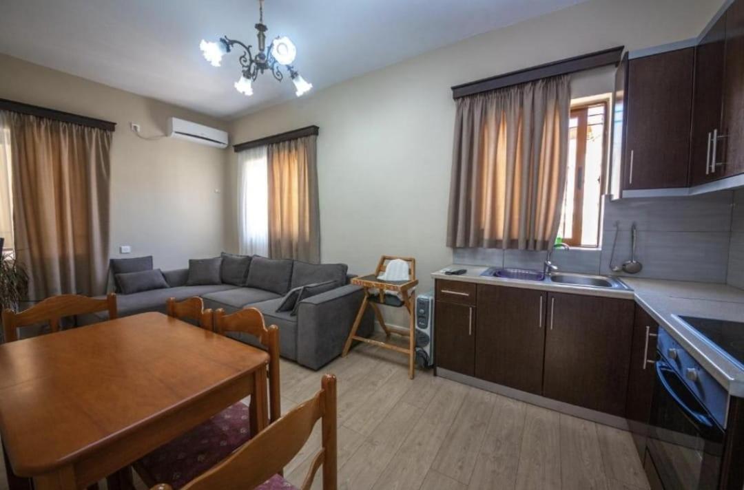 Rooms By Klajdi Sarandë Esterno foto